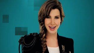 Nancy Ajram Feat K'naan - Waving Flag (Official Music Video)  / نانسي عجرم - شجع بعلمك