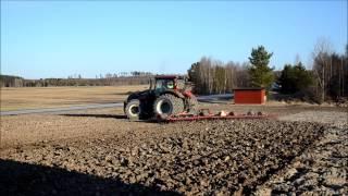 Harvning med Valtra T162 och 7m Väderstad harv