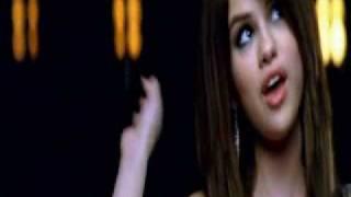 Selena Gomez - Falling Down (videoclip)