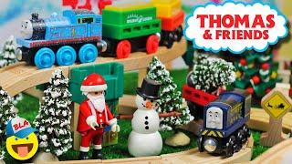 Паровозики Томас доставляют Новогоднюю Елку / Thomas and friends Toy Trains Deliver Christmas Tree