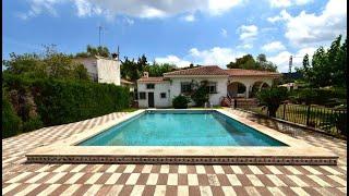 Fabulous 4 bed villa with  swimming pool for sale in Pla de Corrals, Valencia, Spain at 262,000€