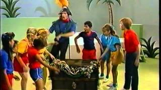 Kids Sing-A-Long: U.S.S. Songboat