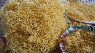 नए तरीक़े से बनाइए मूलायम बेसन सेव • Crispy & Crunchy Sev • Sangeeta's World