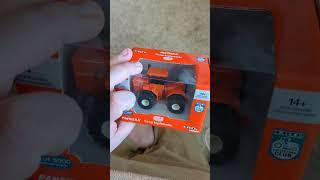 Panther II Co-Op Implements 4WD tractor with dual wheels by ErtlDiecast Car Review Episode 925