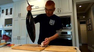 TUNA FISH CUTTING - 金枪鱼/吞拿鱼/鲔鱼切割DIY Tuna sashimi and sushi DIY, Big fish, whole fish，在家做寿司生鱼片日餐料理