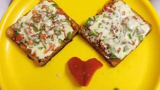 Bread Pizza recipe in Tamil |kids special |Tivi's kitchen and Vlogs