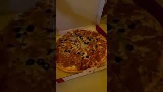 who tried tehzeeb pizza? #viral #youtubeshorts #tehzeeb #foodlover