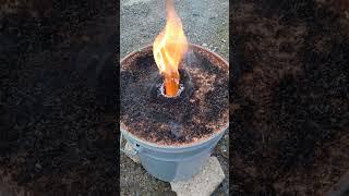 sawdust stove in 5 gallon bucket.