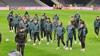 THE TOTTENHAM PLAYERS WALKING AROUND THE PITCH: Pre-Match Spurs v Roma