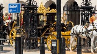 SECURITY ON HIGH ALERT AS ROYAL FAMILY SQUEEZE THROUGH HORSE GUARDS