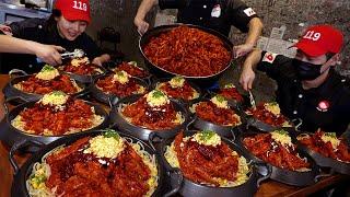 Amazing Korean Spicy chicken feet! Super spicy 'Buldak' grilled over a fire! / Korean Street Food