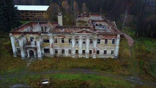 Russia's pre-Revolutionary estates crumble in neglect