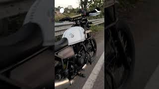 Use blinking light on highways #himalayan #light #bike #modification #youtubeshorts #shorts #jpr