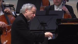 HAYDN Piano Concerto No.11 in D major (András Schiff )