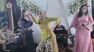 Gadis cantik pintar Jaipongan Wangsit Siliwangi || Balad Musik