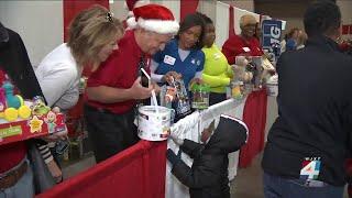 60,000 toys, 500 bikes given away as Children’s Christmas Party of Jacksonville returns after hi...