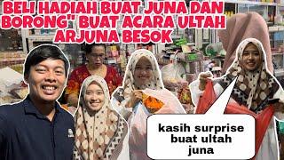 PERSIAPAN BELI JAJAN BUAT ULTAH JUNA DAN PUTRI BELIIN KADO SPESIAL BUAT JUNA