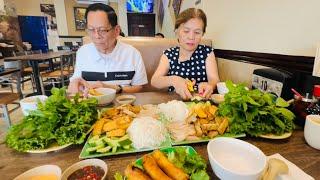 Buổi sáng Ăn Bún Mắm và chiều Bún đậu mắm tôm