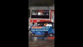 Aksi Nekat Bajaj Bikin KRL di Senen Berhenti, Sang Sopir Malah Marah Saat Ditegur