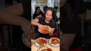 DEFINISI WANITA STROOONG!  Sego Sambel Mak Yeye, Surabaya #kuliner1menit