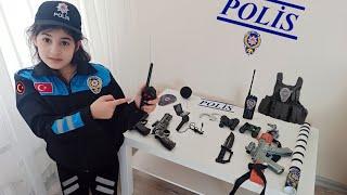 Melisa polis malzemelerini tanıtıyor | polis sireni | polis sesi | polis