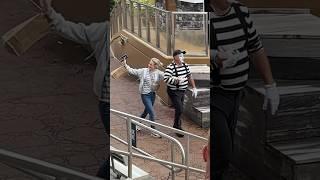 The ending is too funny  Tom mime Seaworld #seaworldmime #funny