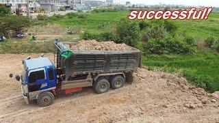 Successful! New Update! Filling Land Use Dozer D31p KOMATSU And Driver Dump Truck, Fill in the soil.