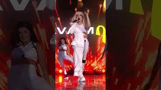 Ava Max Performs “Sweet but Psycho” at Isle of MTV 2019 | #IsleOfMTV