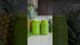 Boost your health with this Powerhouse Detox Juice Blend #detox #juicerecipe #juicing