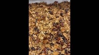 Homemade Granola #healthy #granola #shorts #pantrychallenge #foodie