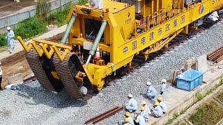 Monster Vehicles on High Speed ​​Railway Construction