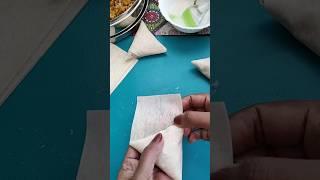 How to Fold Samosa Sheet / Samosa Sheet Madakkal #Samosa #shorts