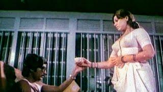 ചന്ദ്രു കുഞ്ഞിന് പാല് കുടിക്കണ്ടെ ....! | Madalasa Movie Scene |  Malayalam Movie Scenes