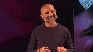 Il potere e la responsabilità di fotografare vite umane | Francesco Malavolta | TEDxVicenzaSalon