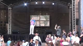 Dennis Smit Singing in Kiev 18May2013 Part 1 of 4