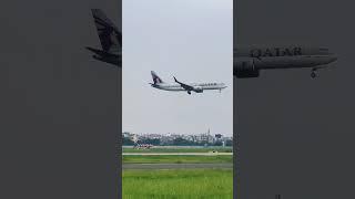 Boeing-737 landed |qatarairlines |#shorts #ytshorts #indigo #trending #delhiairport #aviation #viral