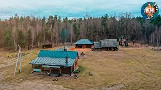 Far from Civilization: Inside the Life of a Family Living in the Forest. Cooking roosters in the ove