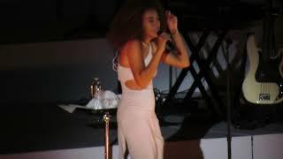 Solange - Losing You w/ Dev Hynes - Live @ The Hollywood Bowl 9-24-17 in HD