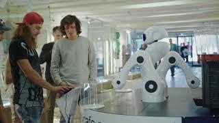 MontyCafe: first robotic cafe franchise