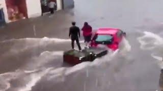 Hurricane turns roads into rivers. Massive floods in Italy