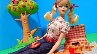 Cherry Pie Picnic Barbie Collector Gold Label 50's Rockabilly Vintage Style Doll