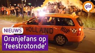 Honderden Oranjefans vieren massaal feest op rotonde