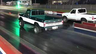 Jon Kaase powered F350 1/8 Mile Pass