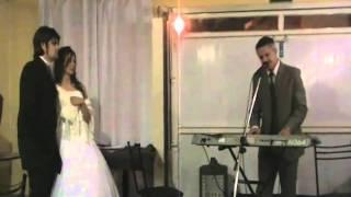 PRIMO Y PASTOR IVAN MASALYKA CANTANDO EN NUESTRA BODA !!!.-