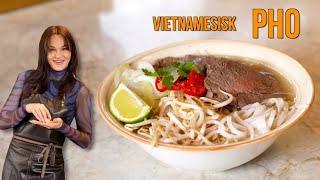 ÅTERSKAPAR RÄTTEN: Vietnamesisk pho