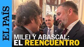 MILEI | Milei se reencuentra con Abascal en Madrid para recibir el premio Juan de Mariana | EL PAÍS