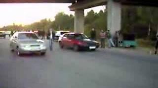 Mazda 323F vs VAZ 2112
