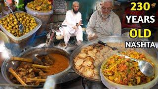 Food Since 200 Years in Lahore | Keetu Butt Siri Paye + Khadd + Zaban | Sufi Laal Din Halwa Purri