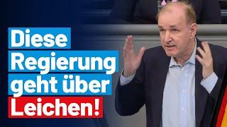 Gottfried Curio attackiert die Altparteien für ihre Migrationspolitik! - AfD-Fraktion im Bundestag