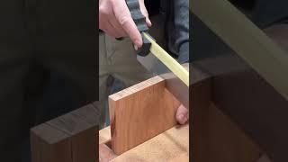 Making hand-cut dovetails using some of @RobCosmanWoodworking’s nifty tricks #hybridwoodworking